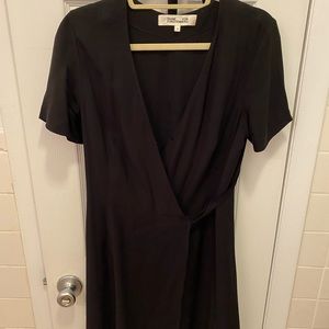 Diane von Furstenberg black wrap dress short sleeved